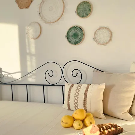 Katastega Tinos * Istérnia