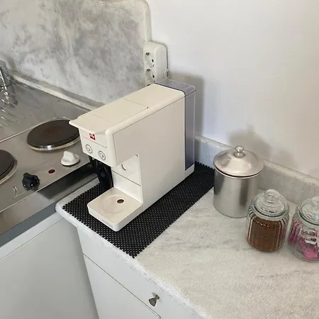 Katastega Tinos * Istérnia